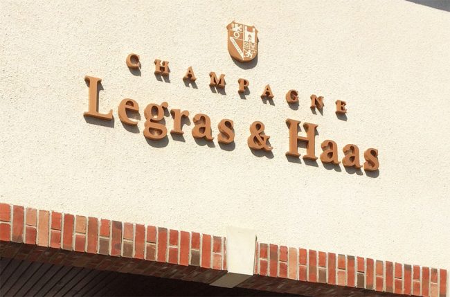 Schriftzug Champagne Legras&Haas